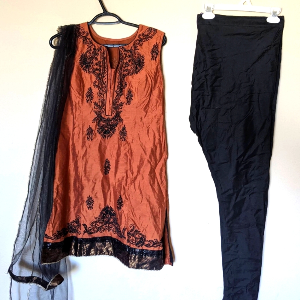 Salwar Kameez S/M